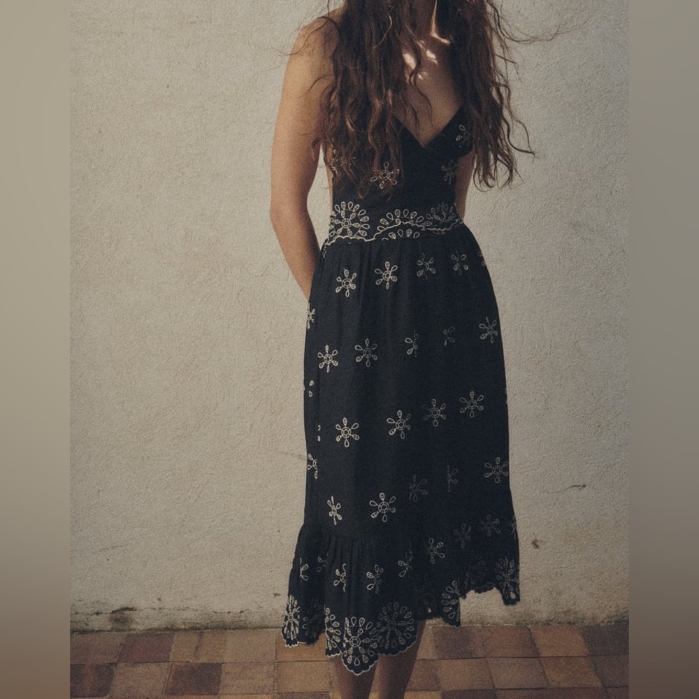 ZARA EMBROIDERED DRESS‎ - Picture 5 of 8
